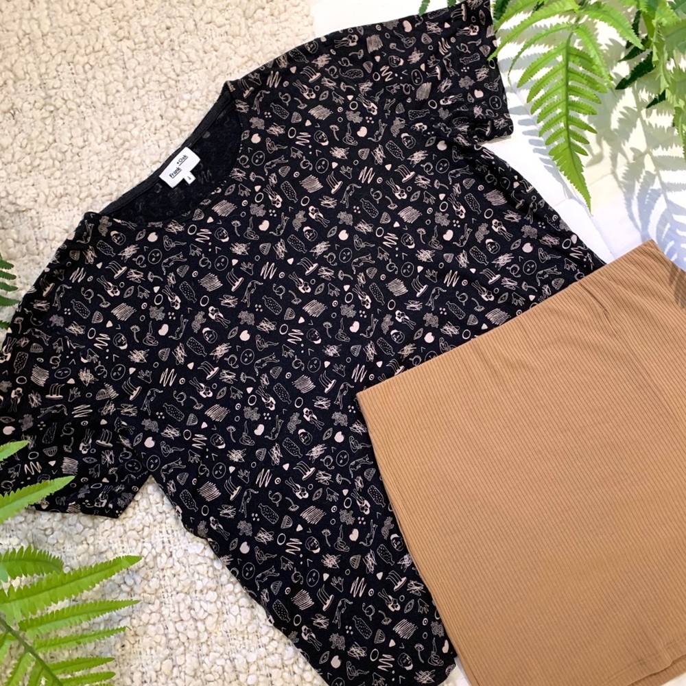 ✨ 3 for 20$ ✨ Frank & Oak pattern Tee